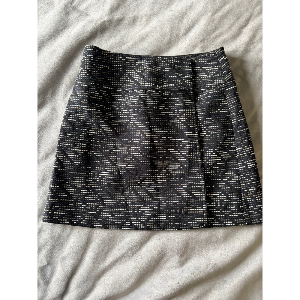 H&M Black White Textured Geometric Wrap Mini Skirt Size 4 Office Career
